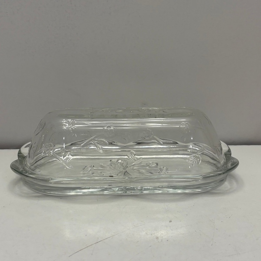 Vintage Anchor Hocking Glass butter dish w/cover scallop edges W/flowers